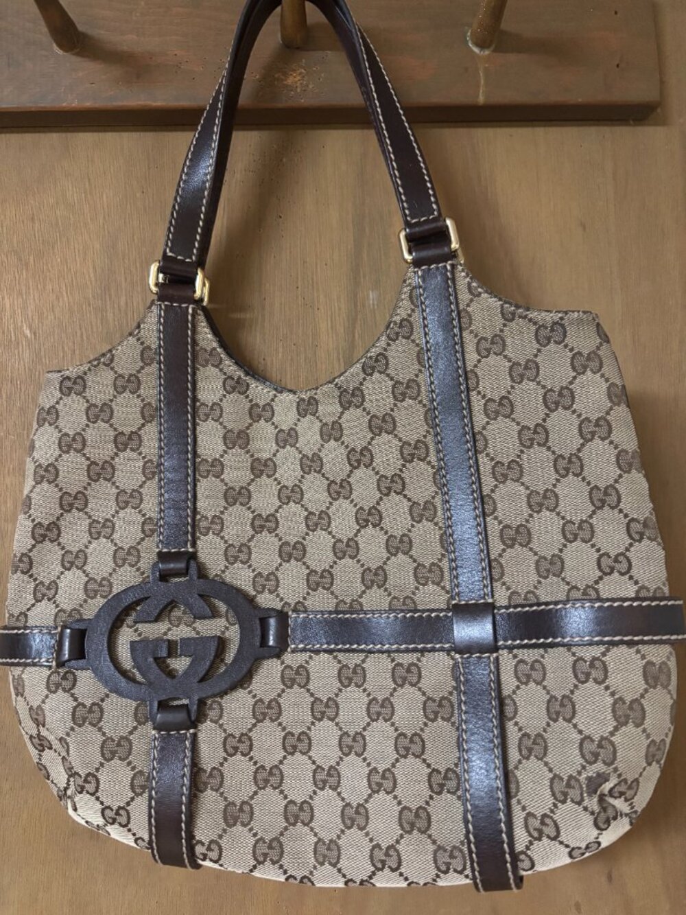 Handbag - Picture 7 of 8